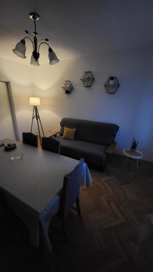 Apartmani Matea Трогір Екстер'єр фото