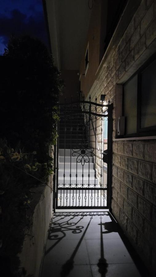 Apartmani Matea Трогір Екстер'єр фото