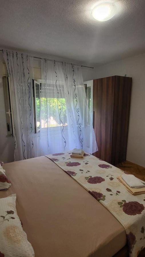 Apartmani Matea Трогір Екстер'єр фото